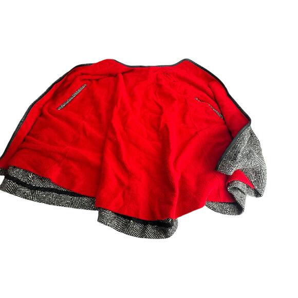 Vintage 80’s wool Herringbone dark academia Cape Cloak Damaged - Picture 11 of 11